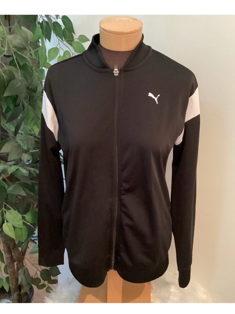 Puma Black Full Zip Track Jacket Women’s Size XL Athletic Activewear Jacket - Picture 14 of 14